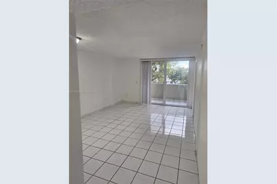10000 NW 80th Ct #2430, Hialeah Gardens, FL 33016 - Photo 6