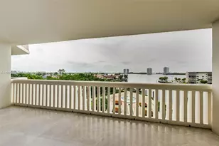 1000 Island Blvd, Aventura, FL 33160 - Photo 20