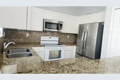 2715 SE 15 Pl #156, Homestead, FL 33035 - Photo 8