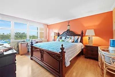 900 Saint Charles Pl #419, Pembroke Pines, FL 33026 - Photo 18