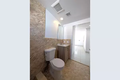 7199 W 30th Ct, Hialeah, FL 33018 - Photo 14