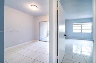 1400 NE 57th St, Fort Lauderdale, FL 33334 - Photo 8