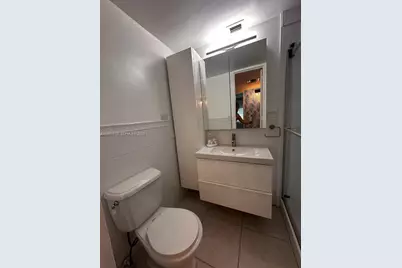 5055 Collins Ave #10F, Miami Beach, FL 33140 - Photo 14