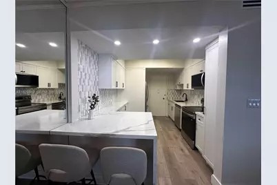 5055 Collins Ave #10F, Miami Beach, FL 33140 - Photo 2