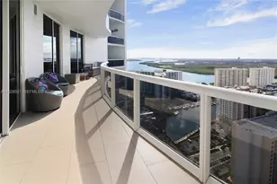 16001 Collins Ave, Sunny Isles Beach, FL 33160 - Photo 8