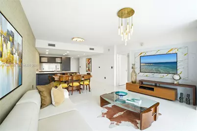 200 Biscayne Boulevard Way #3205, Miami, FL 33131 - Photo 2