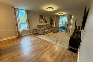 7173 Orange Dr, Davie, FL 33314 - Photo 8