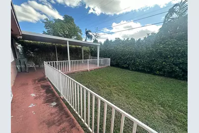 8326 SW 10th Ter, Miami, FL 33144 - Photo 10