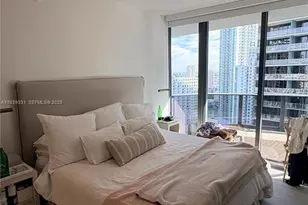 1000 Brickell Plaza, Miami, FL 33131 - Photo 16