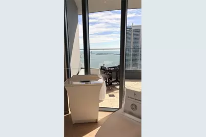 1000 Brickell Plz #4009, Miami, FL 33131 - Photo 50