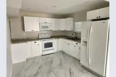 342 E 46th St #1, Hialeah, FL 33013 - Photo 4