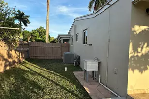 1718 N 27th Ave, Hollywood, FL 33020 - Photo 30
