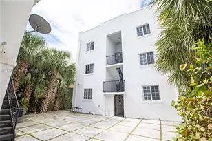 1345 Pennsylvania Ave, Miami Beach, FL 33139 - Photo 4