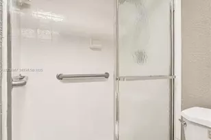 2818 N 46th Ave, Hollywood, FL 33021 - Photo 18