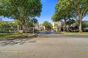 2818 N 46th Ave, Hollywood, FL 33021 - Photo 76