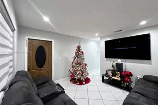 1430 W 42nd St, Hialeah, FL 33012 - Photo 8