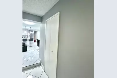 1430 W 42nd St, Hialeah, FL 33012 - Photo 18