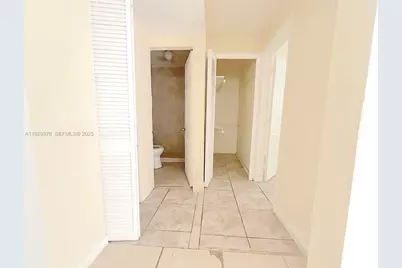 236 E 14th St #B, Hialeah, FL 33010 - Photo 10