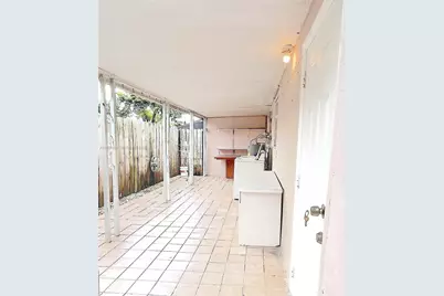 236 E 14th St #B, Hialeah, FL 33010 - Photo 4