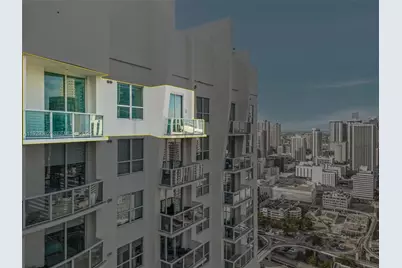 31 SE 5th St #4314, Miami, FL 33131 - Photo 4