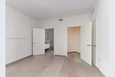 88 SW 7th St #2501, Miami, FL 33130 - Photo 18