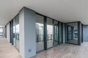 88 SW 7th St, Miami, FL 33130 - Photo 4