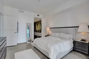 88 SW 7th St, Miami, FL 33130 - Photo 10