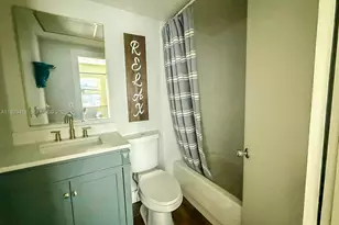 649 S Tamiami Trail, Venice, FL 34285 - Photo 16