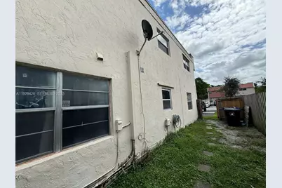 7915 SW 7th Pl, North Lauderdale, FL 33068 - Photo 34