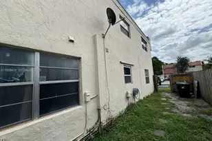 7915 SW 7th Pl, North Lauderdale, FL 33068 - Photo 34