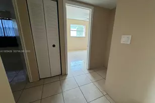 7915 SW 7th Pl, North Lauderdale, FL 33068 - Photo 18