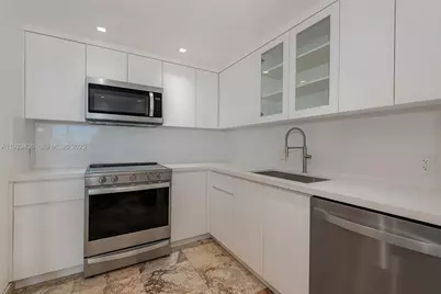 150 SE 25th Rd #7J, Miami, FL 33129 - Photo 16