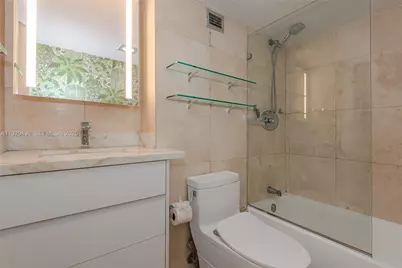 150 SE 25th Rd #7J, Miami, FL 33129 - Photo 24