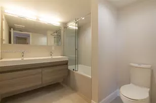 2555 Collins Ave, Miami Beach, FL 33140 - Photo 6