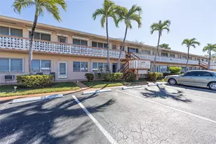 815 SW 10th Terrace, Hallandale Beach, FL 33009 - Photo 2