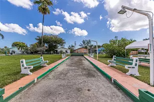 815 SW 10th Terrace, Hallandale Beach, FL 33009 - Photo 28