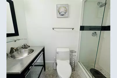 1987 NE 123rd St, North Miami, FL 33181 - Photo 16