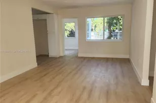 815 NE 134th St, North Miami, FL 33161 - Photo 4