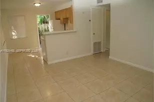 1842 McKinley St, Hollywood, FL 33020 - Photo 4