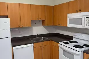 837 NW 46th Ave, Plantation, FL 33317 - Photo 2