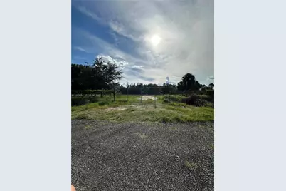 420 S. Coral St., Clewiston, FL 33440 - Photo 2