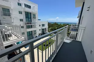 7600 Collins Ave, Miami Beach, FL 33141 - Photo 4