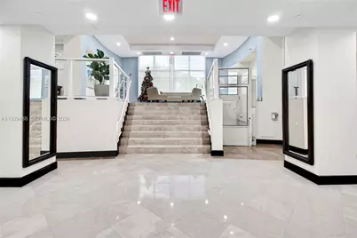 7600 Collins Ave #709, Miami Beach, FL 33141 - Photo 38