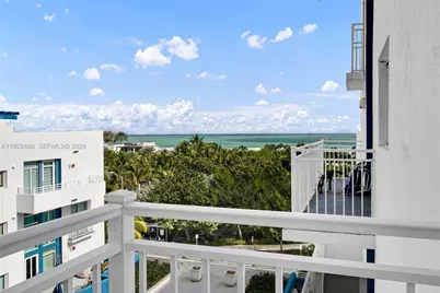 7600 Collins Ave #709, Miami Beach, FL 33141 - Photo 6