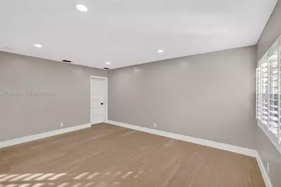 1015 NE 17th Ct, Fort Lauderdale, FL 33305 - Photo 22