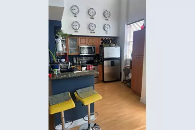 1 Glen Royal Pkwy #1612, Miami, FL 33125 - Photo 6
