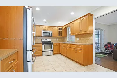 9730 Johnson St, Pembroke Pines, FL 33024 - Photo 56