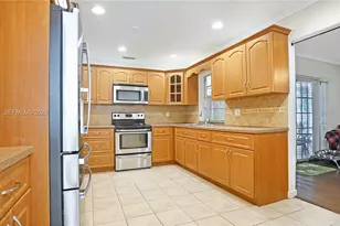 9730 Johnson St, Pembroke Pines, FL 33024 - Photo 56