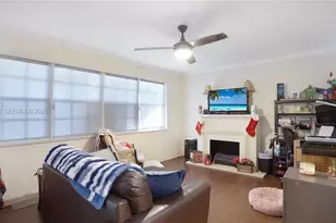 9730 Johnson St, Pembroke Pines, FL 33024 - Photo 60