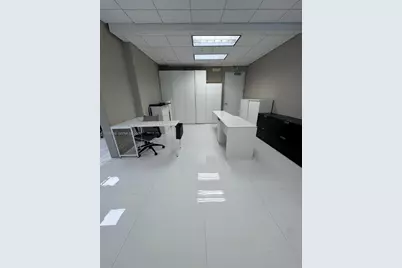 175 SW 7th St #2208, Miami, FL 33130 - Photo 14
